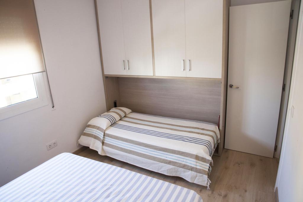 Mont-Roig Apartment Cambrils Room photo